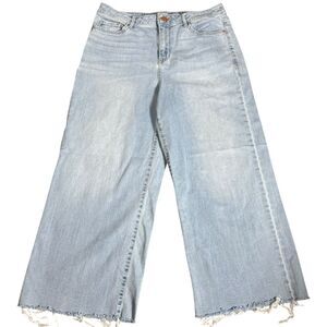 A.n.a. Womens 10 High Rise Wide Leg Crop Denim Jeans Raw Edge Light Wash